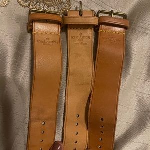 Authentic Louis Vuitton Poignant